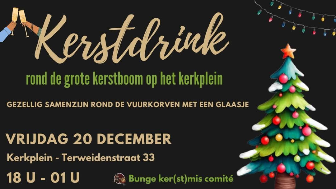 Kerstdrink rond de grote kerstboom op het kerkplein